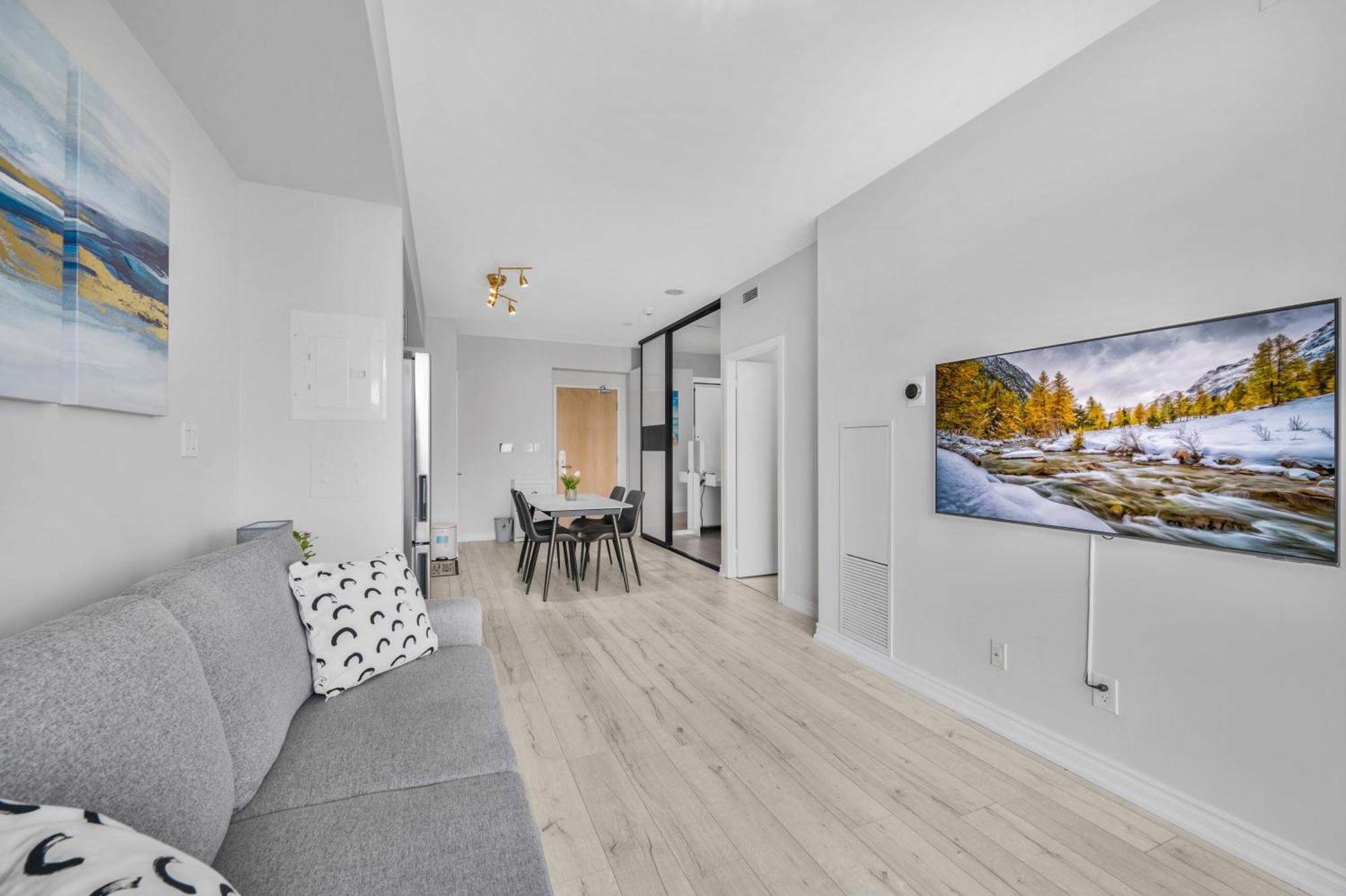 Luxury Downtown Toronto 2 Bedroom Suite With City And Lake Views And Free Parking Exterior foto